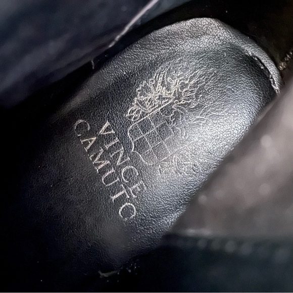 Vince Camuto Suede Leather Ankle Boot, Fringe & Suede String detail, Size 7 1/2 - Picture 7 of 8